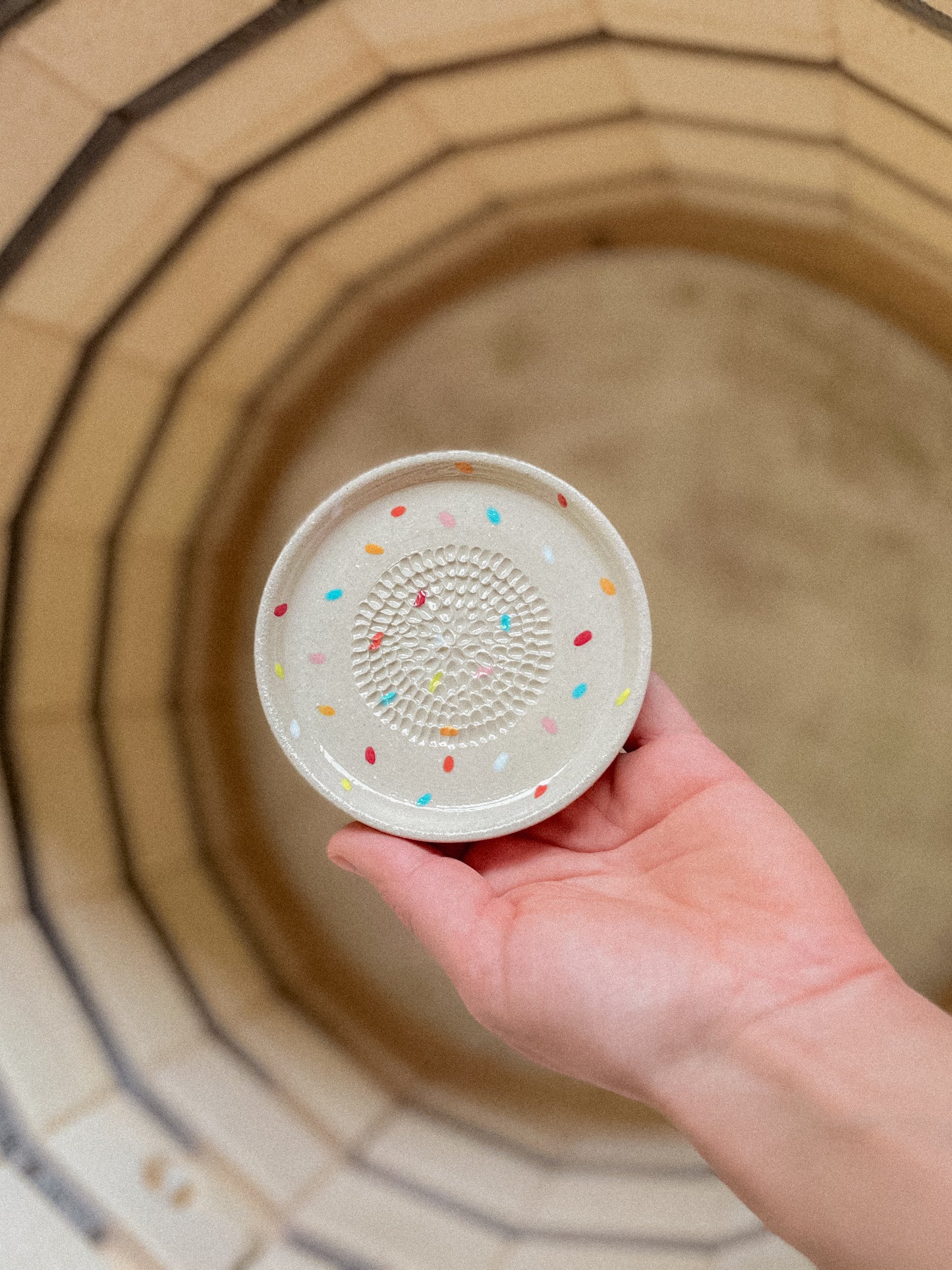 Gratte-ail multicolore