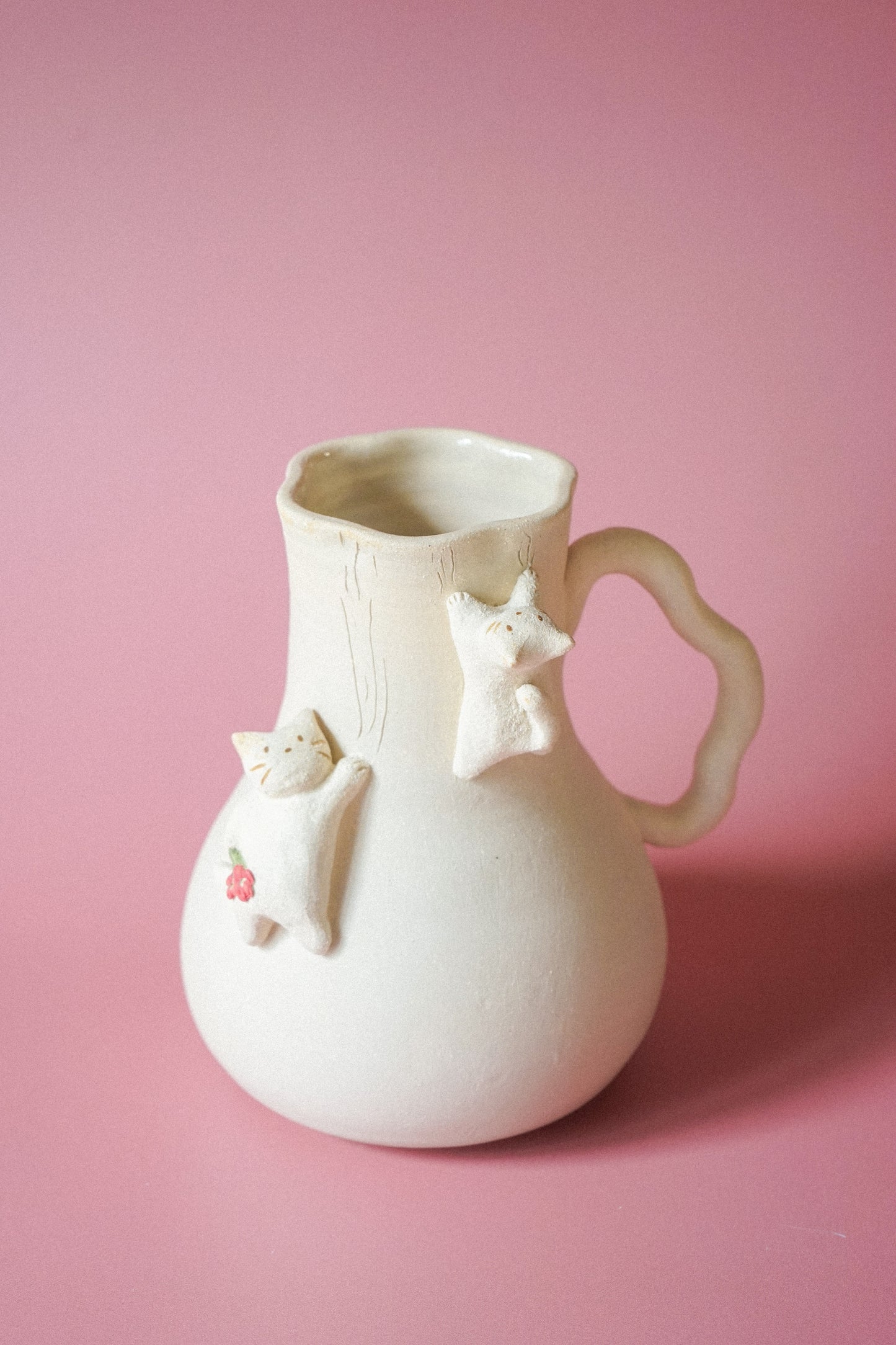 Vase artisanal en grès - chat modelé n°3