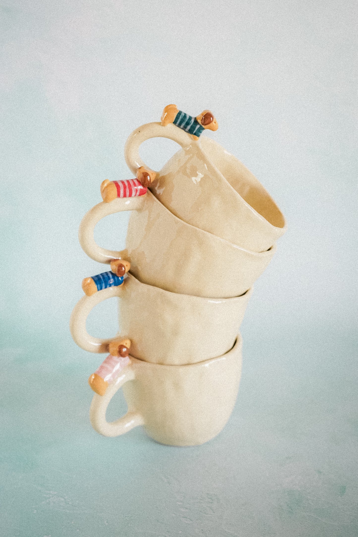Tasse modelée - Teckel et son pull marin