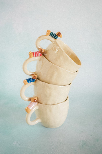 Tasse modelée - Teckel et son pull marin