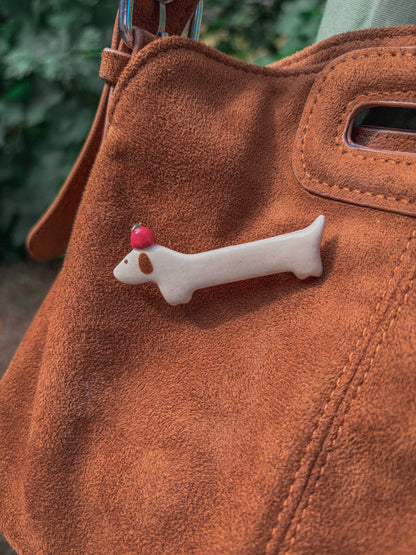 Broche teckel