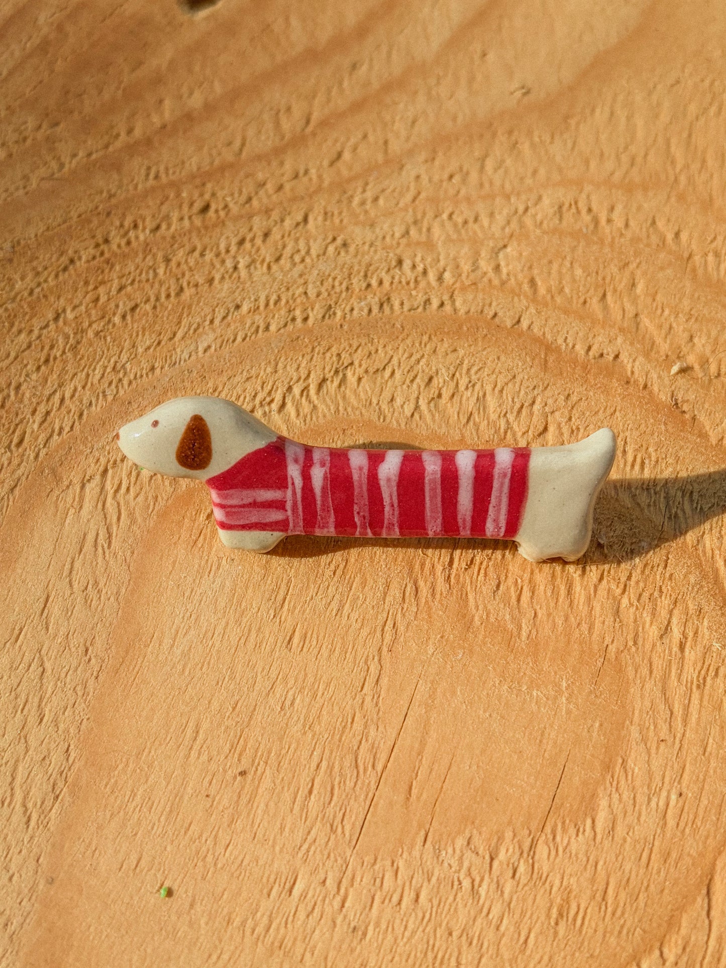 Broche teckel