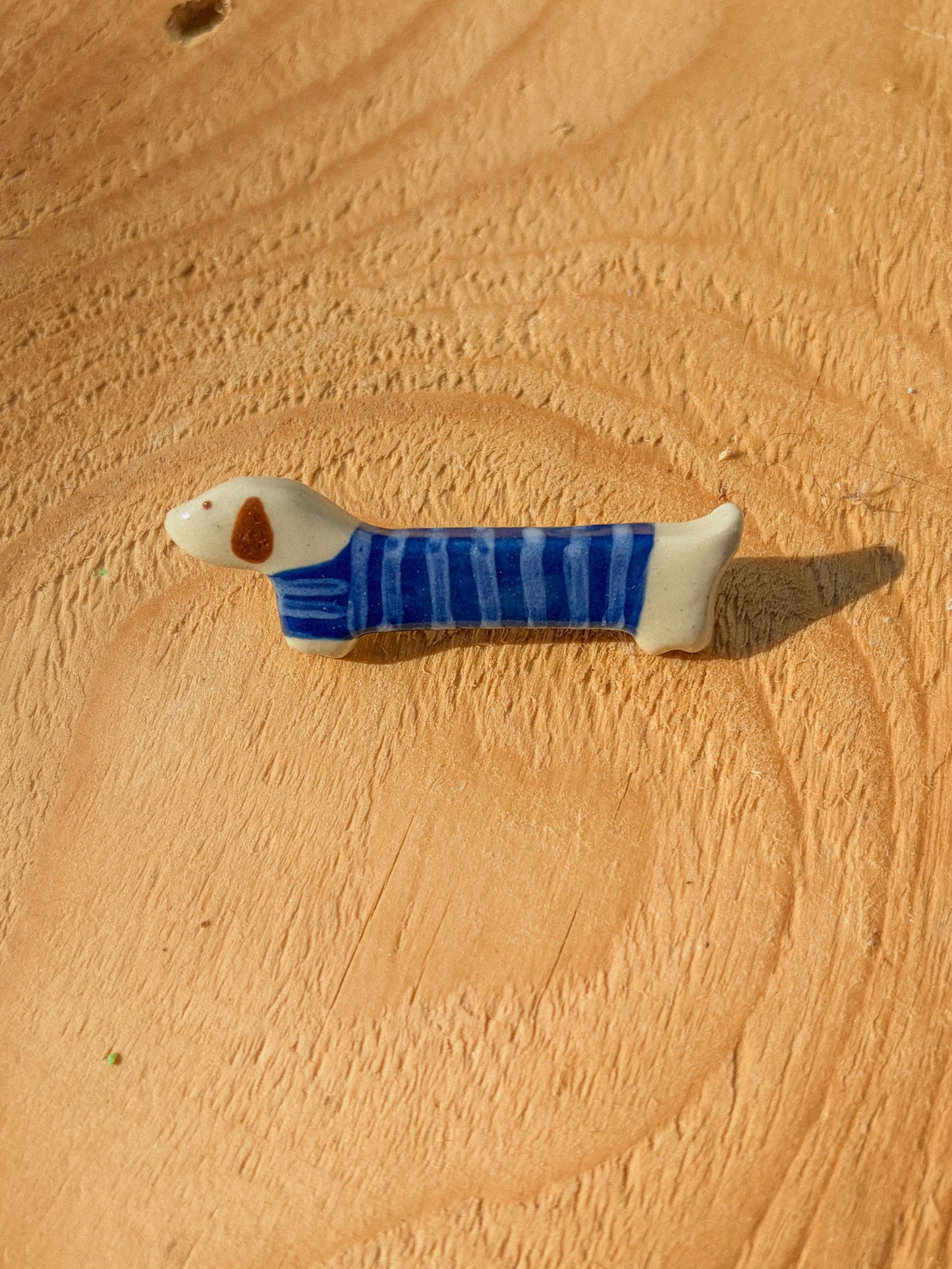 Broche teckel