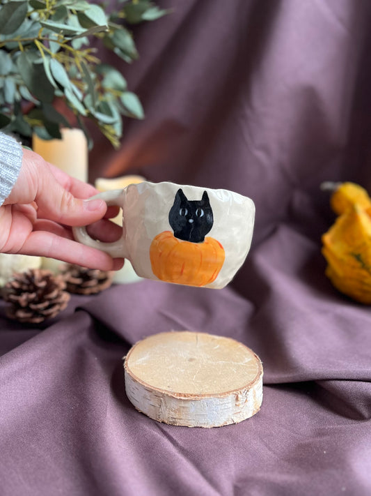 Tasse modelée automnale