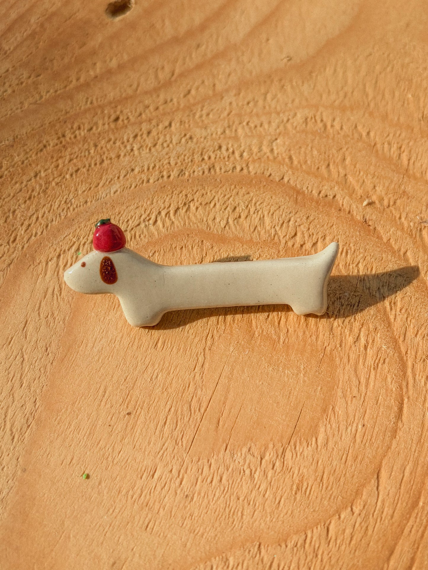 Broche teckel